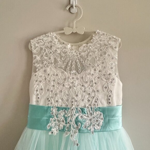 6T NWOT Mint Green and White Lace Applique Princess Style Christmas Dress - Picture 5 of 16